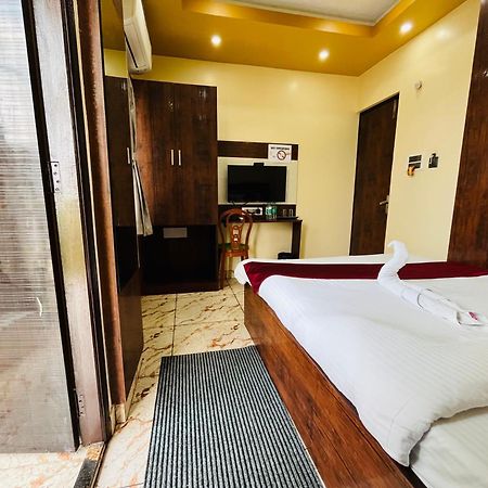 Hotel Kanan Inn Калькутта Экстерьер фото