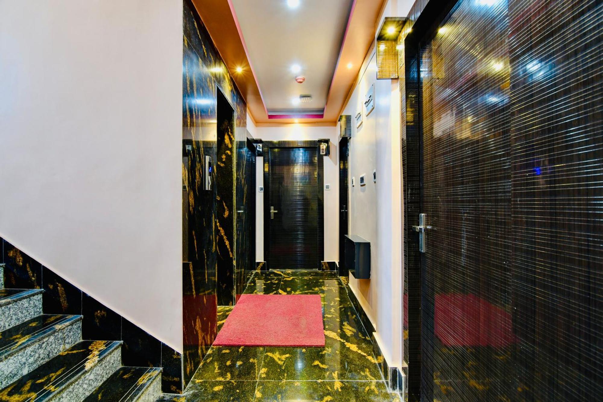 Hotel Kanan Inn Калькутта Экстерьер фото