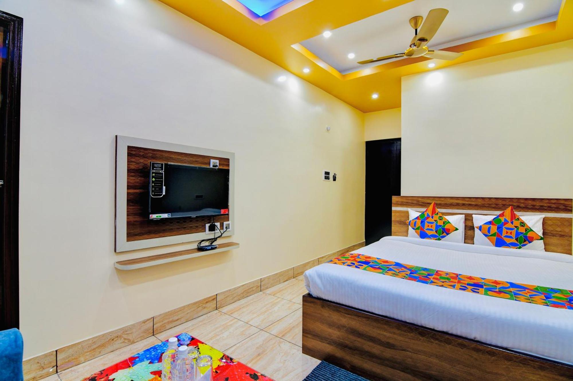 Hotel Kanan Inn Калькутта Экстерьер фото