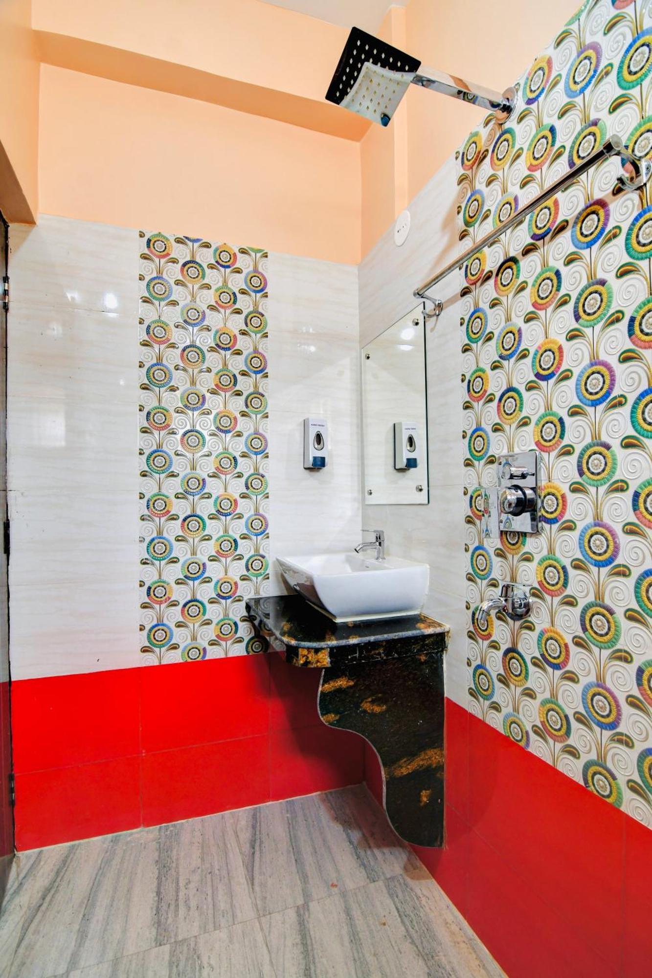 Hotel Kanan Inn Калькутта Экстерьер фото