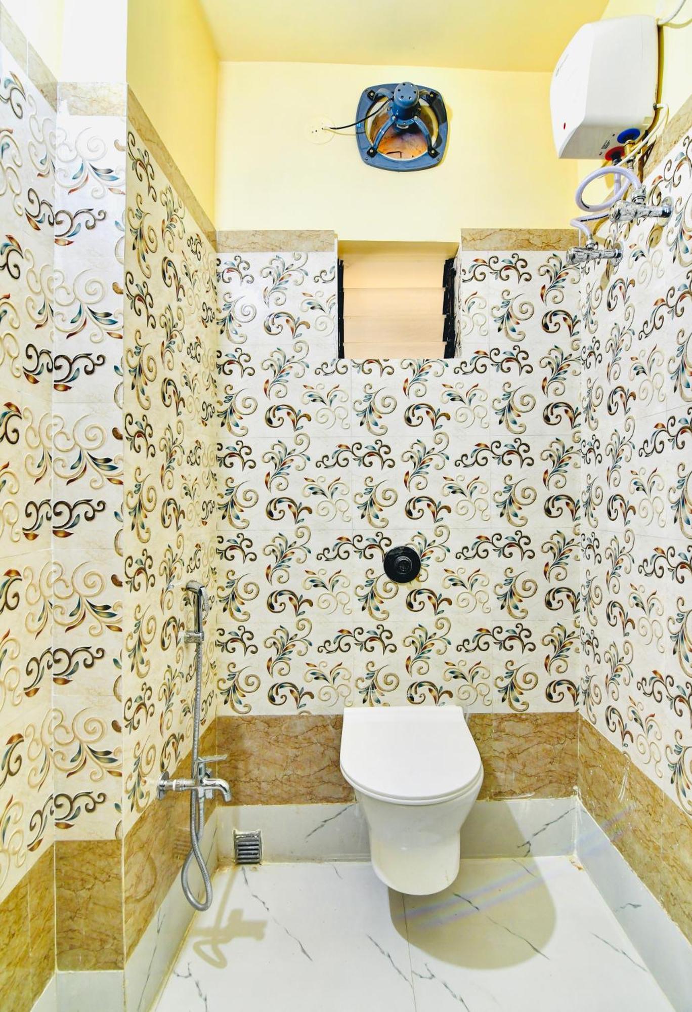 Hotel Kanan Inn Калькутта Экстерьер фото