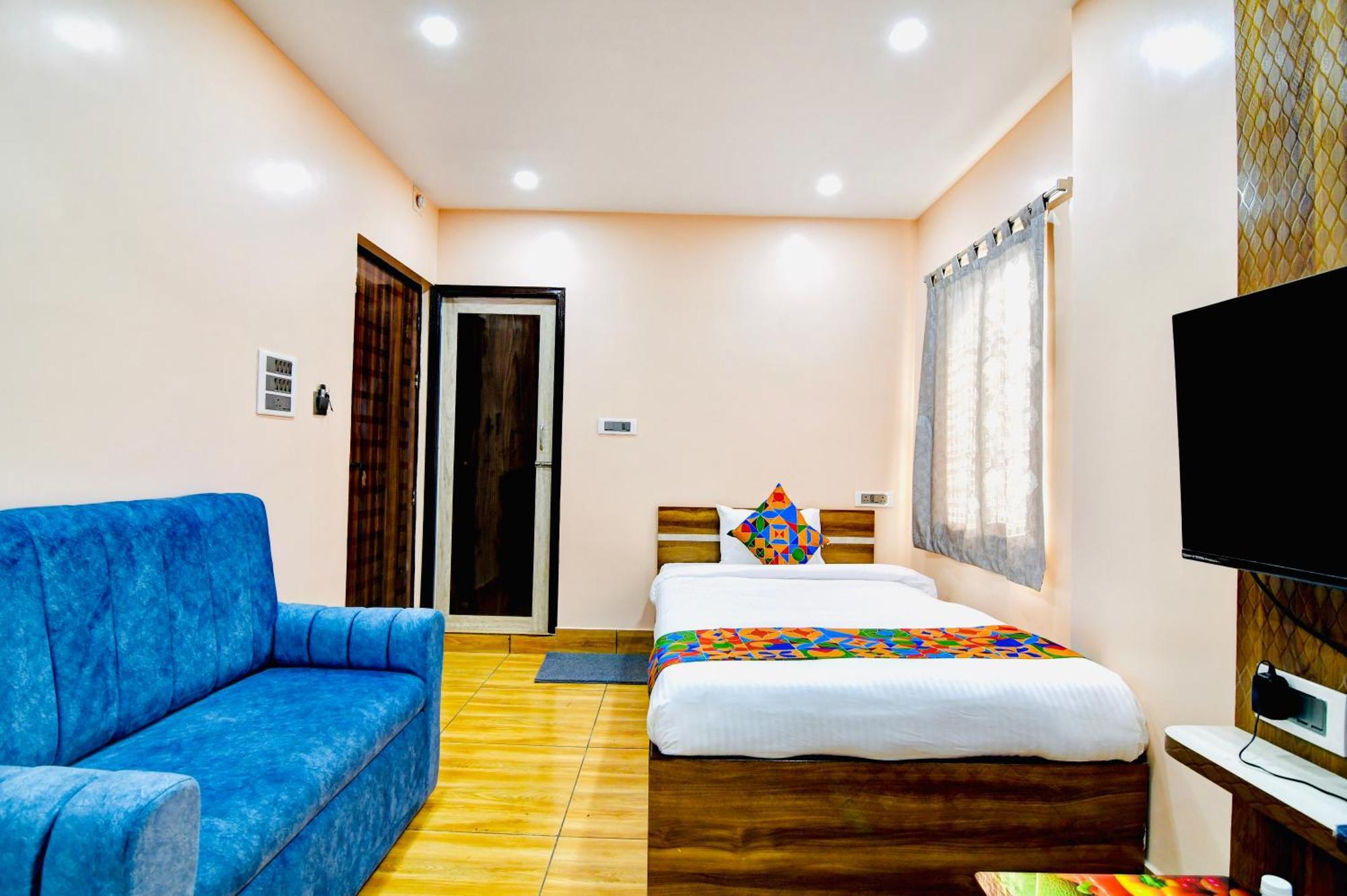 Hotel Kanan Inn Калькутта Экстерьер фото