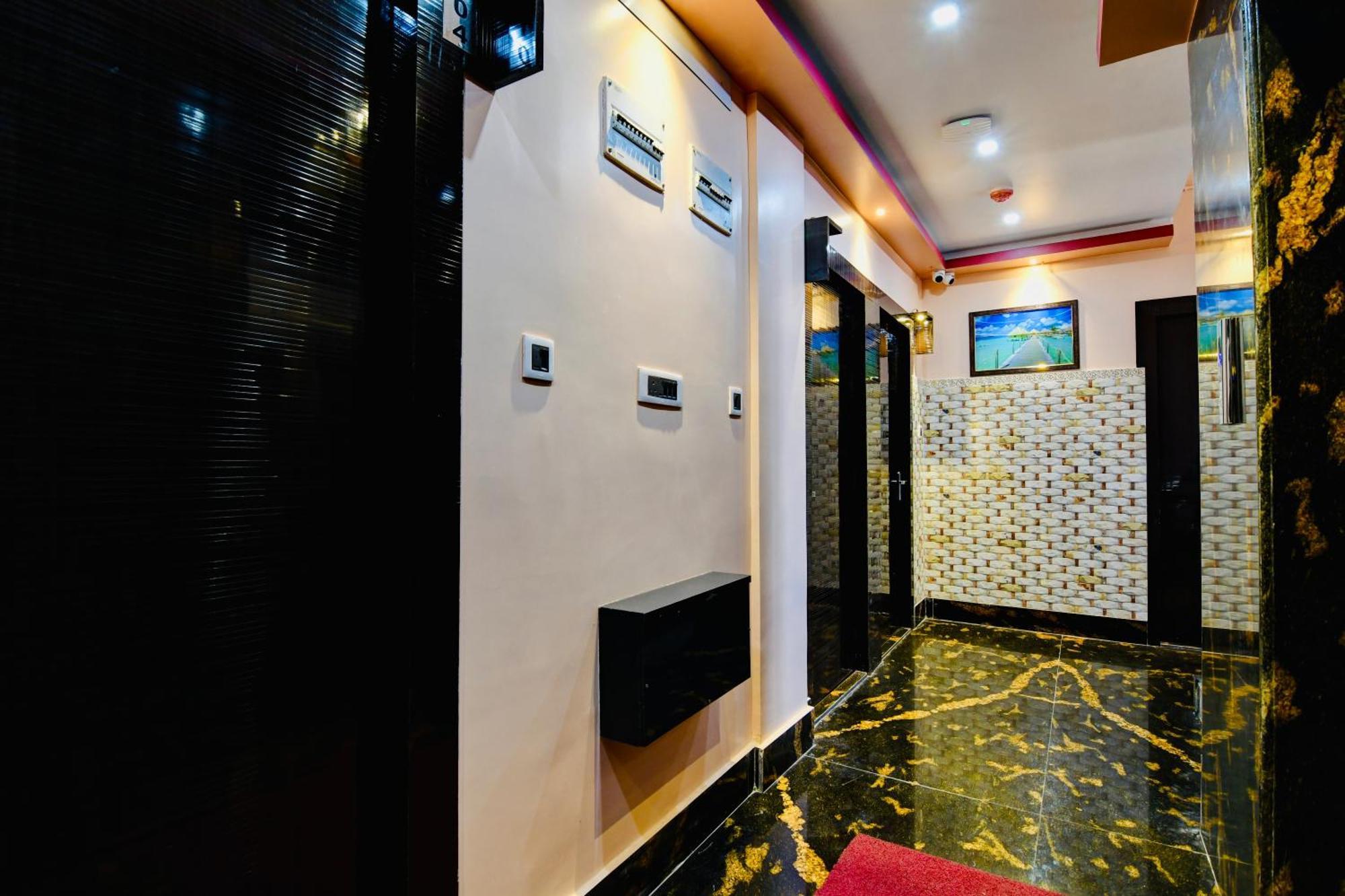Hotel Kanan Inn Калькутта Экстерьер фото